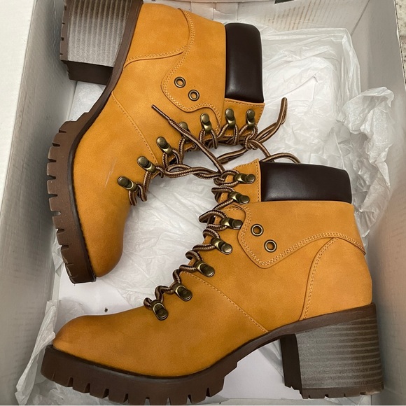 Maurices Booties 🌻 - Picture 2 of 7